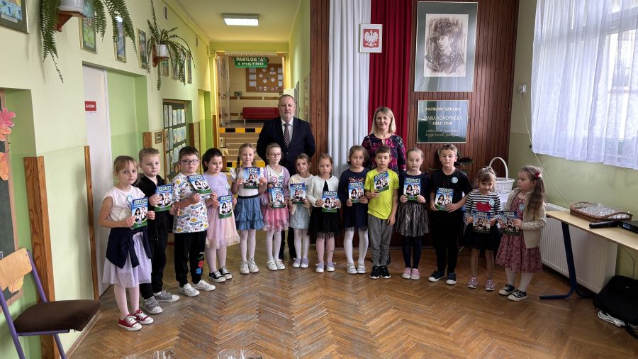 Dzień Pełen Wrażeń – Pasowanie na Ucznia, Otrzęsiny i Dyskoteka