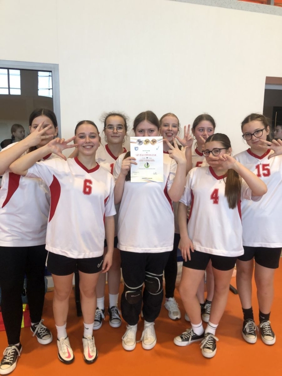 Gminny turniej w unihokeja – dziewczynki starsze