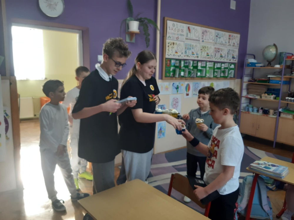 Akcja "Wyślij Pączka dla Afryki"