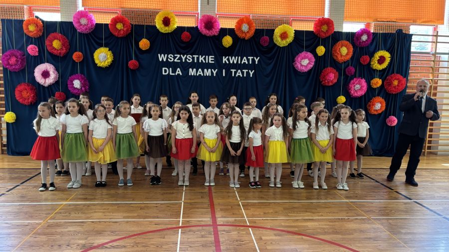 Święto Mamy i Taty w klasach I–III